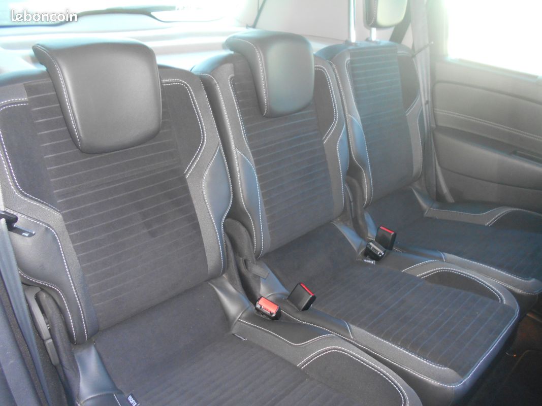 RENAULT SCENIC xmod dci 130 Energy Eco 2 Bose Edition 7cv (image 4)