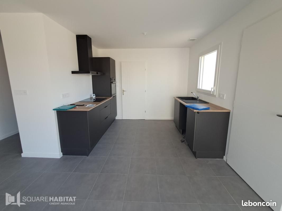 Maison 5 pièces 99 m² · à Plouguerneau · 99 m² · 1 200 €/mois