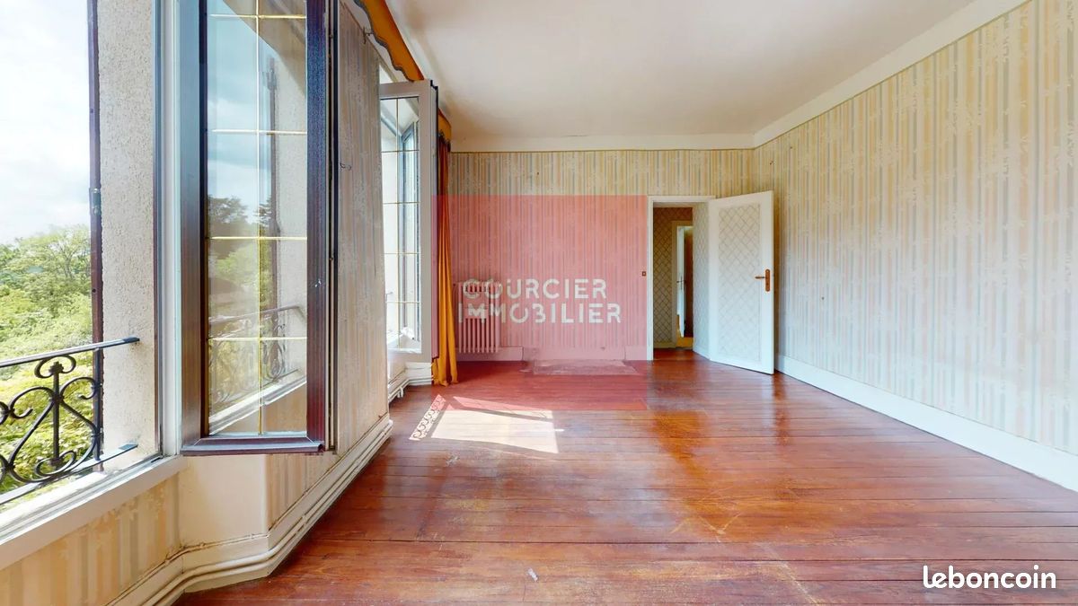 Maison 6 pièces 127 m² · à Saint-Forget · 127 m² · 393 000 €