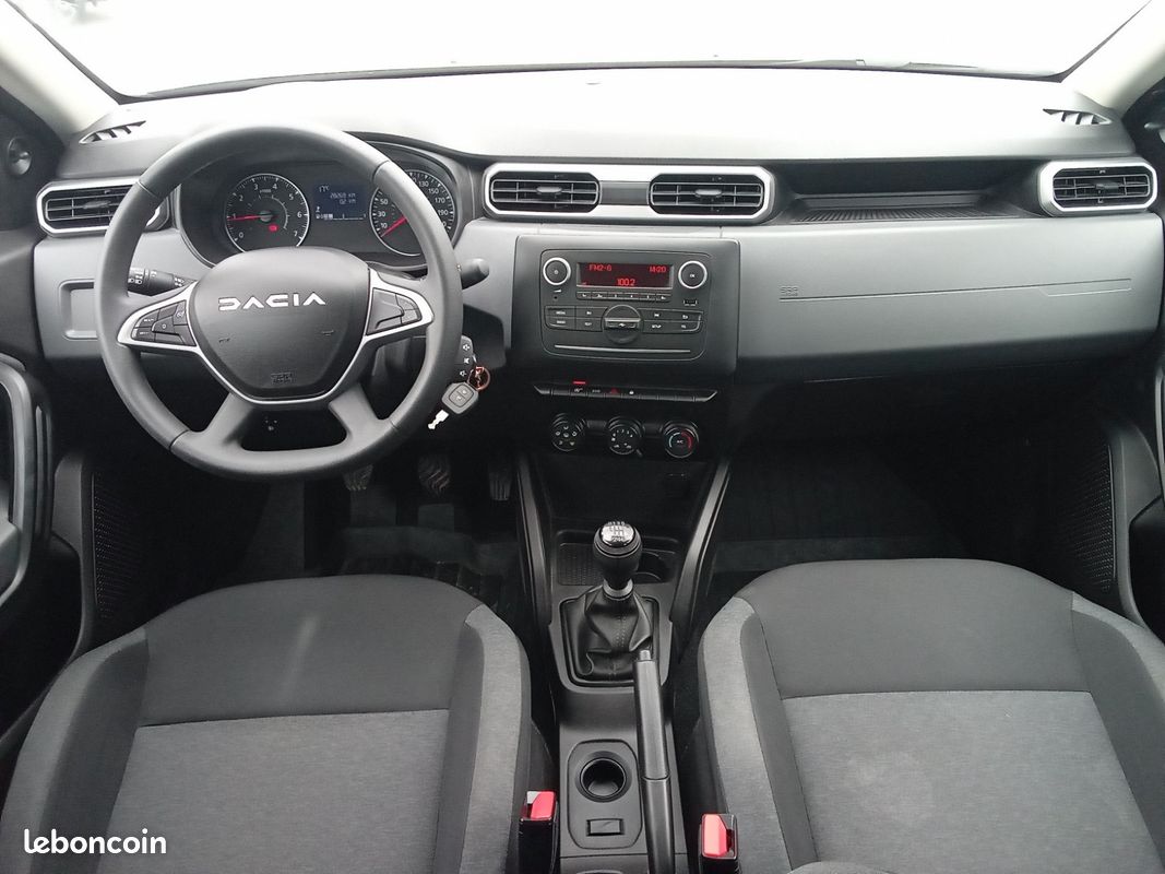 Dacia duster 0.9 tce 90 essential (image 22)