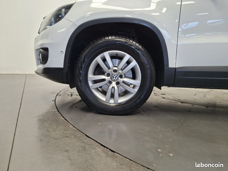 Volkswagen TIGUAN 2.0 tdi 110cv Bluemotion Technologie/Apple Car Play/Caméra/Radar/Régulateur (image 11)
