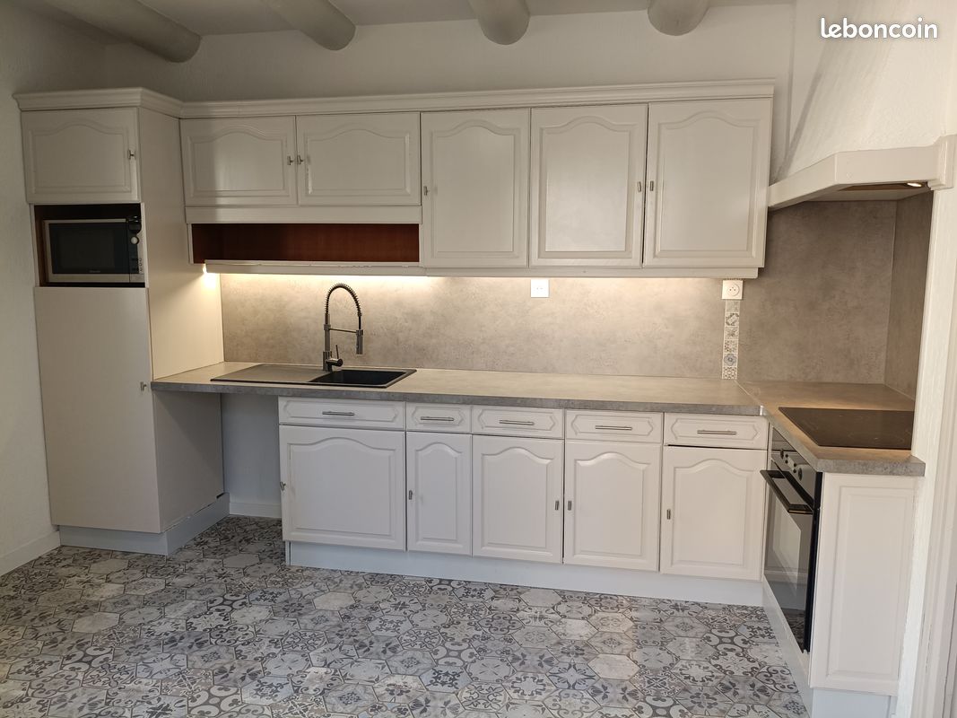 Maison 5 pièces 93 m² · à Mallemort · 93 m² · 1 300 €