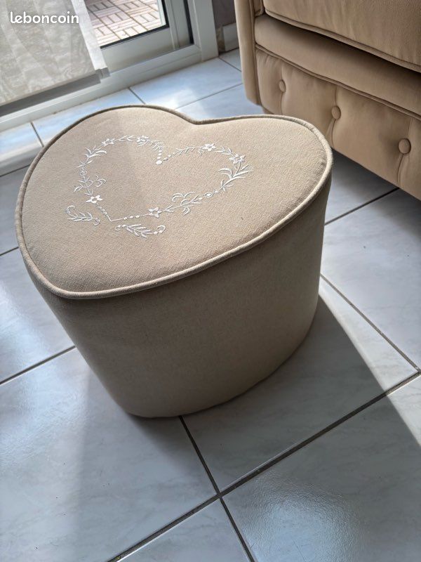 Pouf “ cœur “ VENDU (image 2)