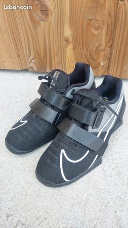 Chaussures d'haltérophilie Nike Romaleos 4 d'occasion