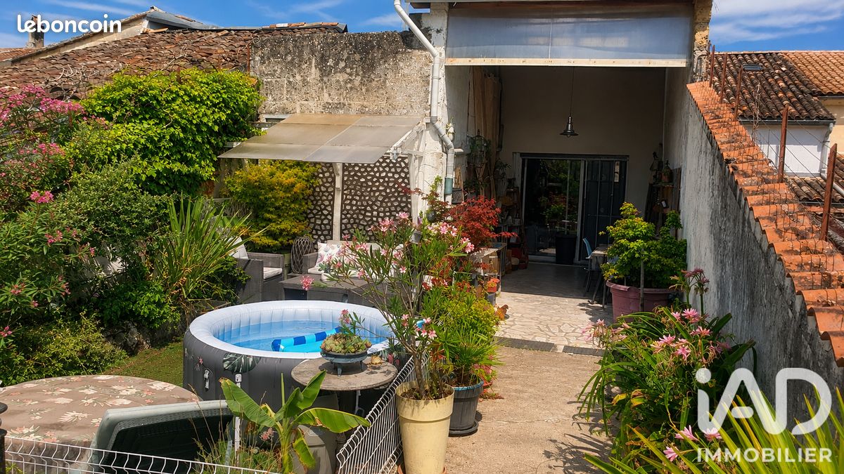 Maison 7 pièces 132 m² · à Guîtres · 132 m² · 194 000 €