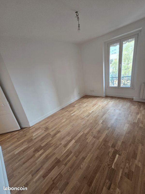 Appartement 2 pièces 30 m² · à Paris · 30 m² · 220 000 €