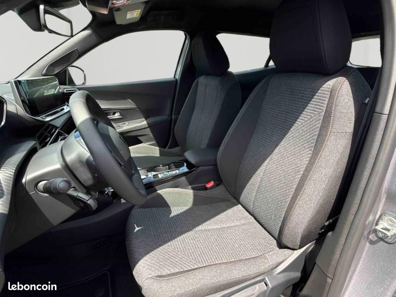 Peugeot 2008 e-2008 156ch 54 kWh Style (image 11)