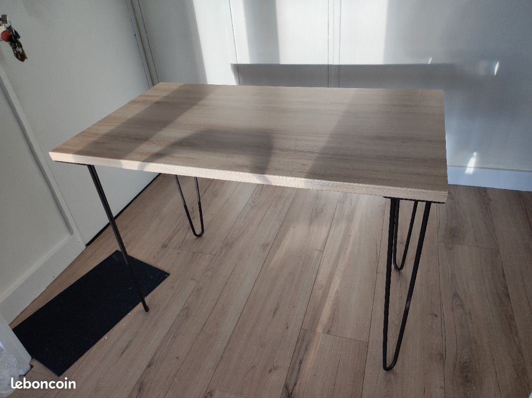 Bureau/table bois pieds épingle (image 1)