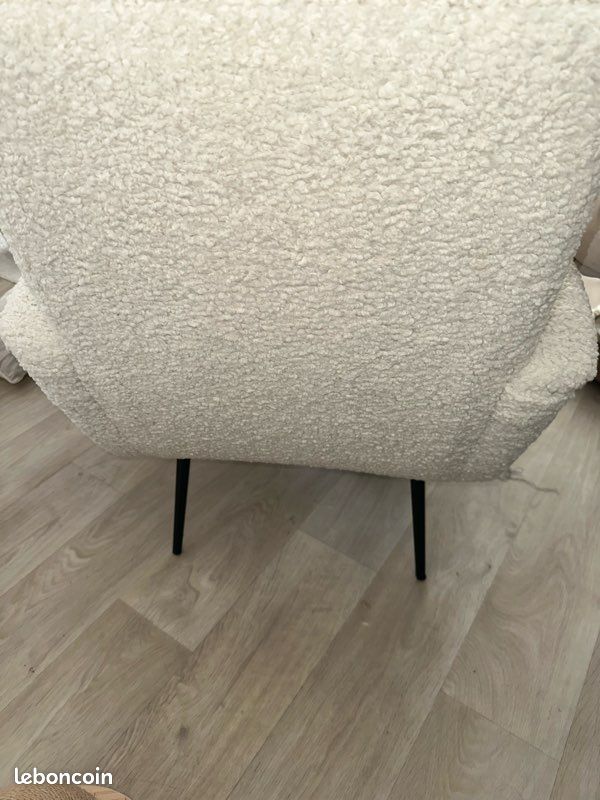 Fauteuil laine bouclée (image 2)