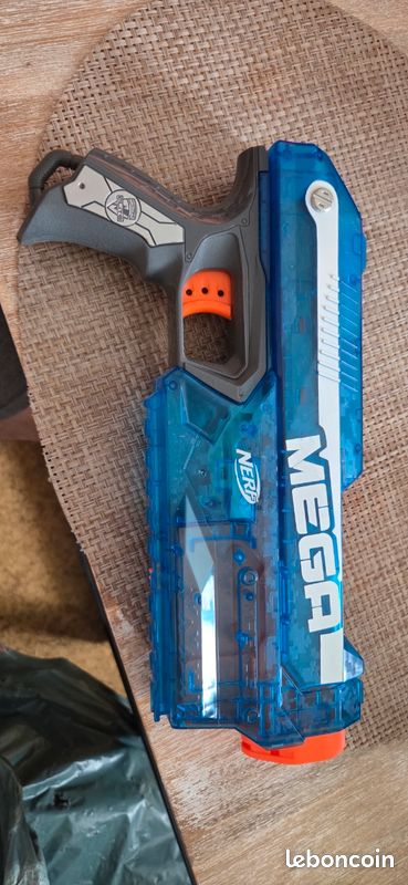 Lot de nerf et accessoires (image 20)