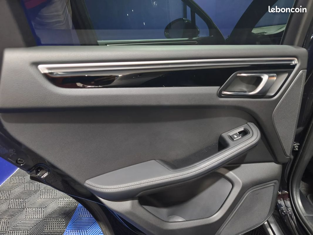 PORSCHE Macan S 3.0 354ch - 2019 - 78 000 km - Suivi complet - Porsche approuved - (image 31)