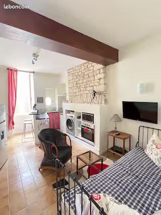 Maison 2 pièces 50 m² · à Chablis · 50 m² · 700 €