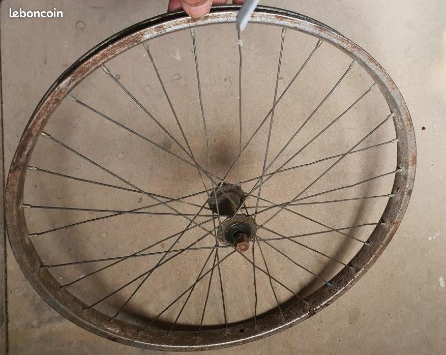 Lot de roues pour vélos d'enfants vintage (image 1)