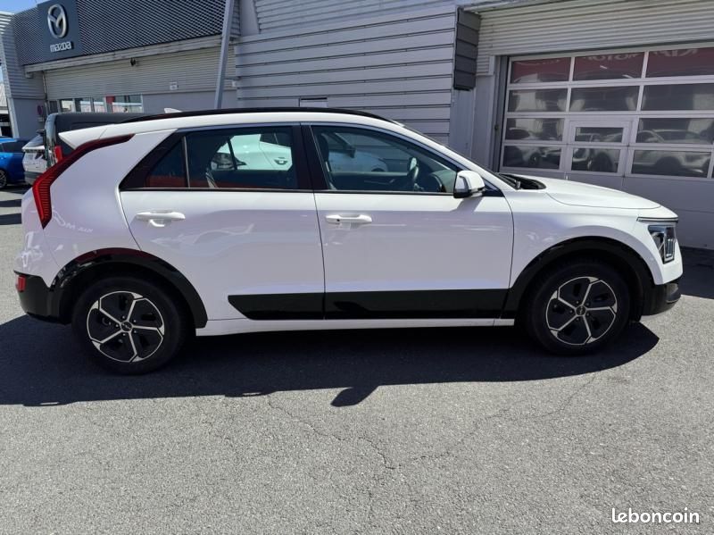 Kia Niro 1.6 GDi 183ch PHEV Active Business DCT6 (image 4)