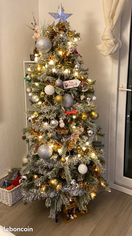 Sapin de Noël effet enneigé + décorations – env. 1,50 m (image 2)