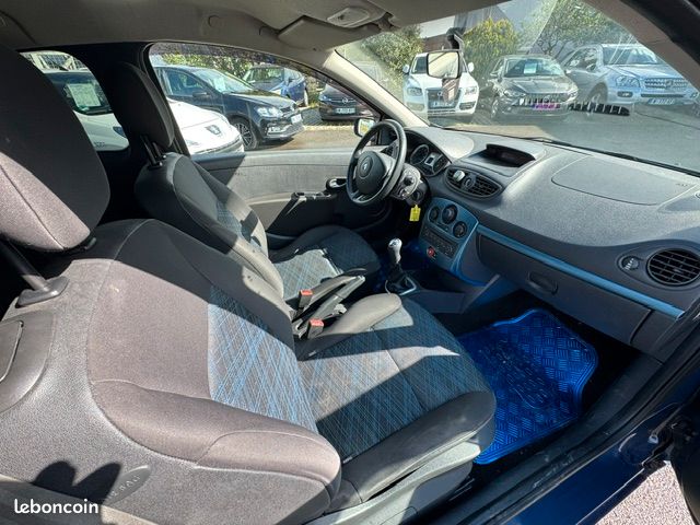 RENAULT Clio III 1.2 L 75 CH EXTREME (image 3)