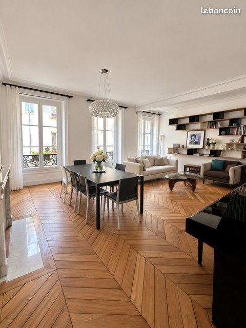 Appartement 4 pièces 106 m² · à Paris · 106 m² · 4 400 €/mois