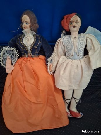 TRÈS ANCIEN SOUS ROBE blanche pour POUPEE