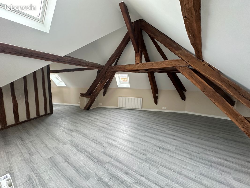 Appartement 2 pièces 65 m² · à Chantilly · 65 m² · 1 250 €/mois