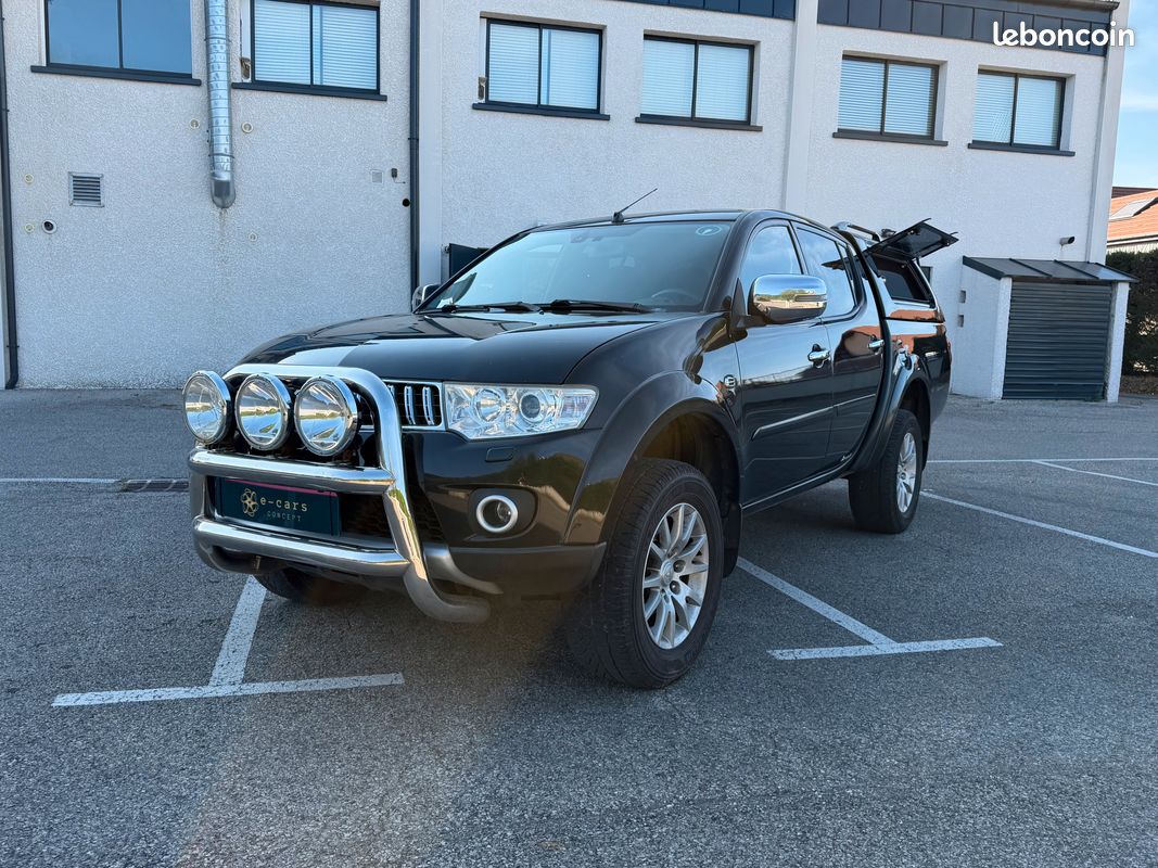 MITSUBISHI L200 2.5d 174 DOUBLE CABINE (image 1)