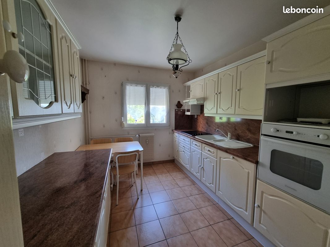 Appartement 4 pièces 83 m² · à Charleville-Mézières · 83 m² · 121 500 €