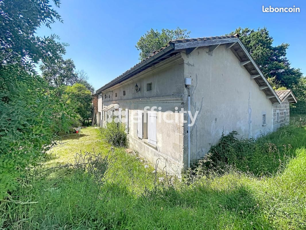Maison 3 pièces 98 m² · à Le Fieu · 98 m² · 140 000 €