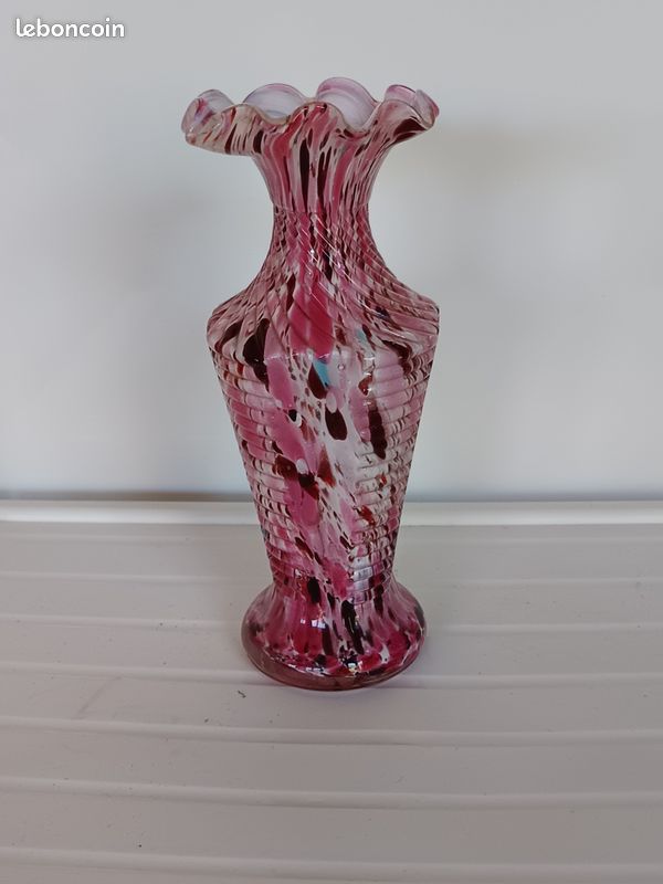 Ancien Soliflore Rose Moucheté Soufflé Bouche Verrerie d' Art