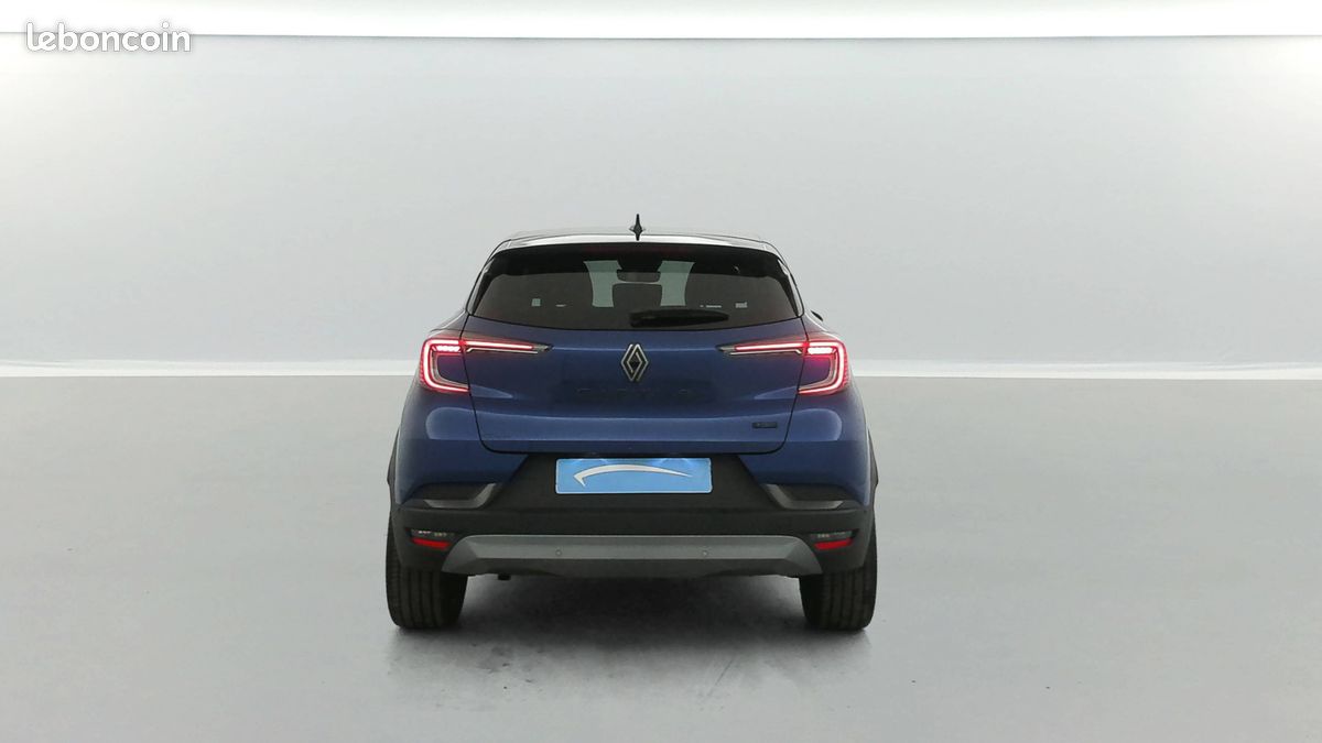 RENAULT Captur E-Tech full hybrid 145 ch esprit Alpine (image 4)
