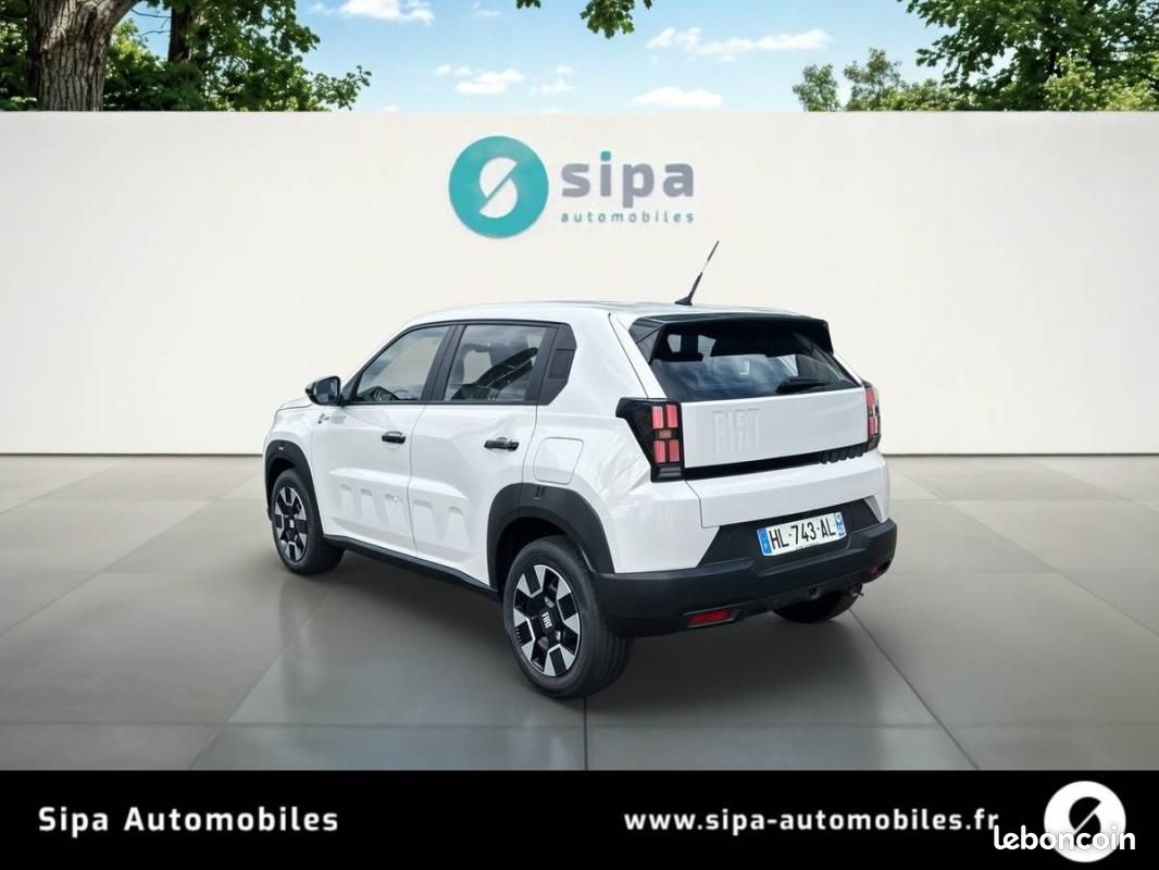Fiat Panda GRANDE T-Gen 3 1.2 Essence Turbo 100 ch BVM6 Icône 5p (image 8)