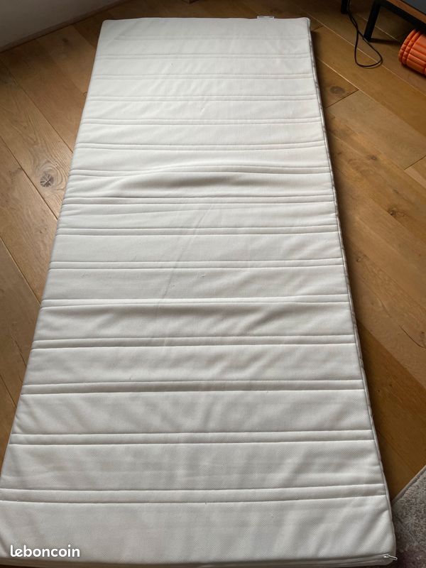 Sur matelas (image 1)