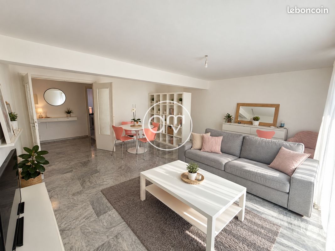 Appartement 3 pièces 82 m² · à Hyères · 82 m² · 276 500 €