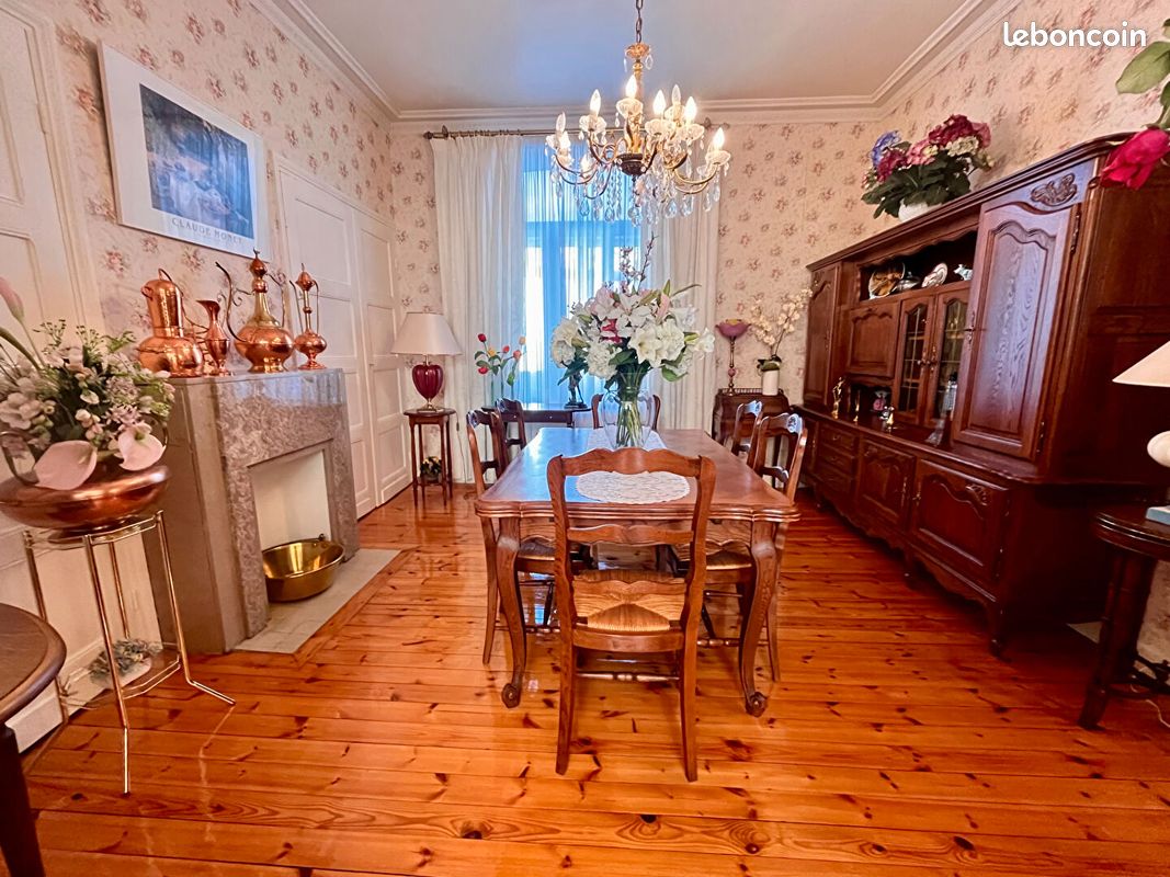 Appartement 10 pièces 170 m² · à Calais · 170 m² · 257 250 €
