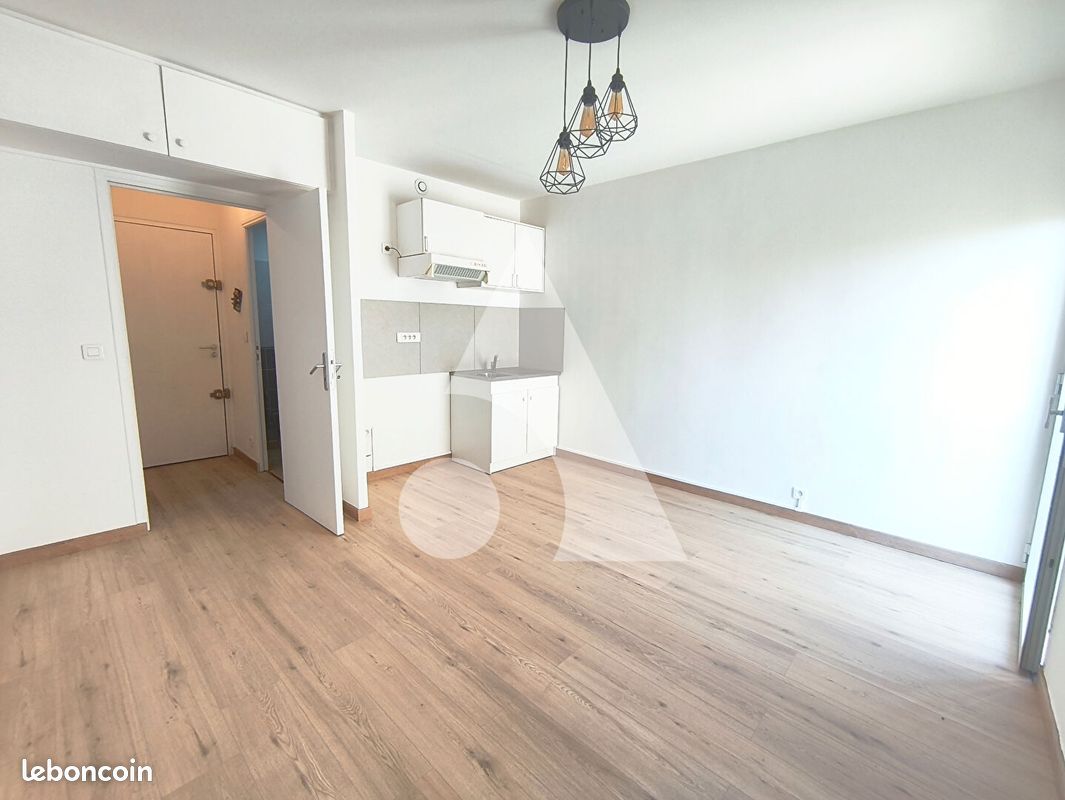 Appartement 1 pièce 19 m² · à Pertuis · 19 m² · 550 €/mois