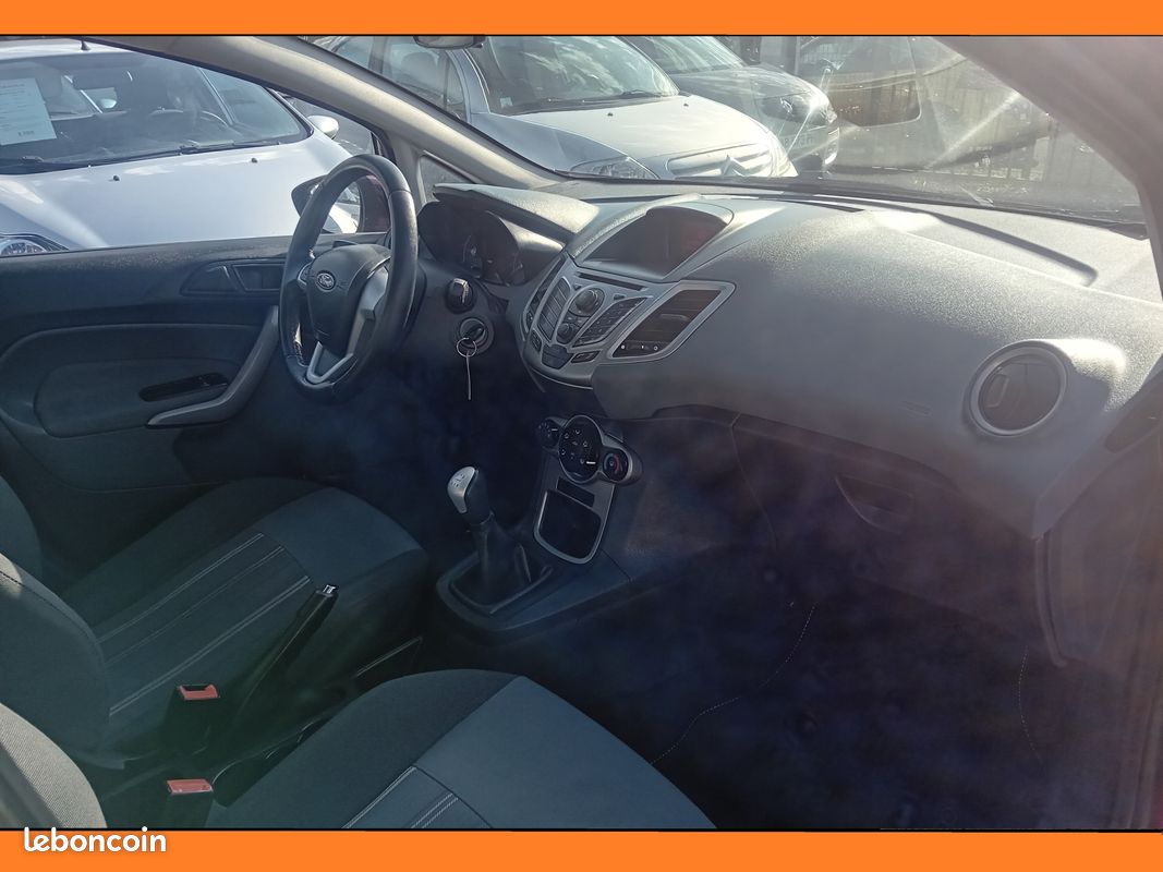 Ford Fiesta VI 1.4 TDCi 68cv Trend -04cv- 228 000 kms (image 5)