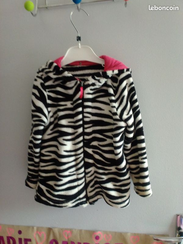 Veste polaire capuche autonome 3, 4 ans + (image 1)