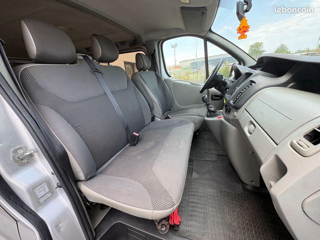 OPEL Vivaro Combi 2.0 D 90ch C1 Pack Clim - 2011 - 209 248 km (image 7)