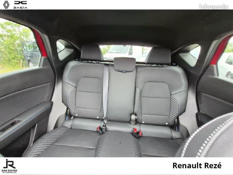 Renault Captur 1.6 E-Tech full hybrid 145ch esprit Alpine (image 27)