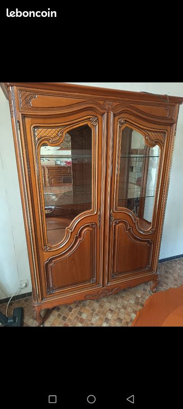 Vitrine modèle Louis XV (image 1)