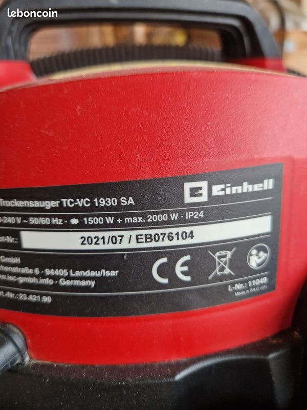 Av aspirateur à cuve très bonne état urgent cause double emploi (image 3)