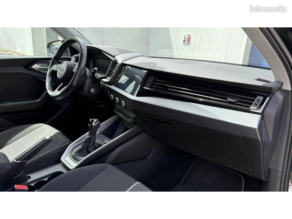 AUDI A1 Sportback - 1.0 30 TFSI 116ch Boite Auto Business line / Garantie 12 mois / Pneus AV neufs (image 9)
