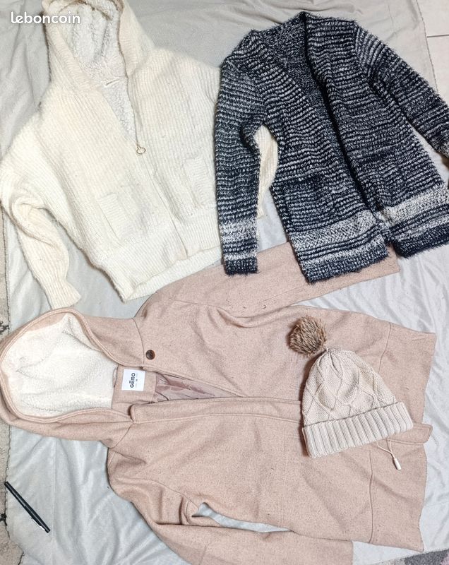 Lot de 26 vêtements femme - Taille S - M (image 6)
