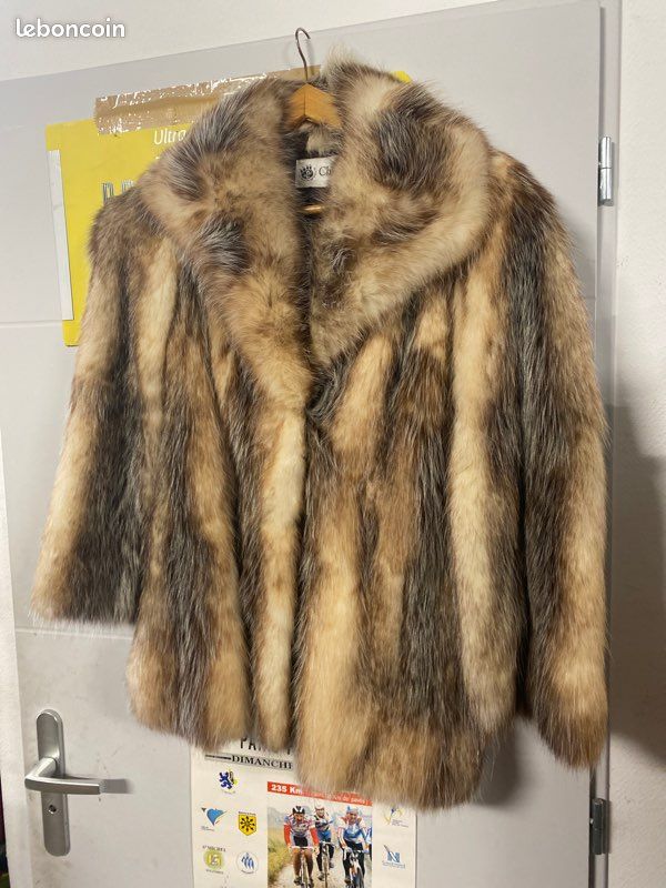 Ancienne veste en fourrure femme marque chocquenet paris (image 1)