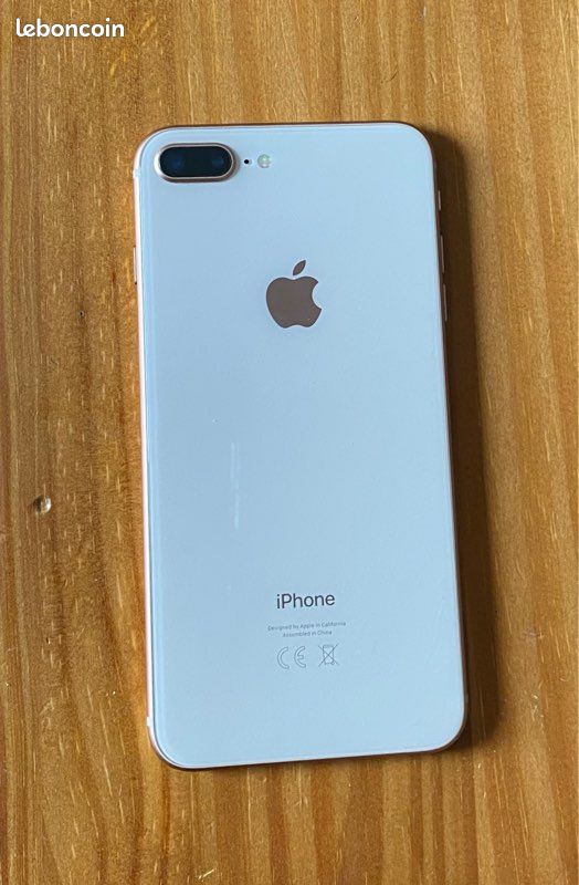 Vends iPhone 8+ (image 1)