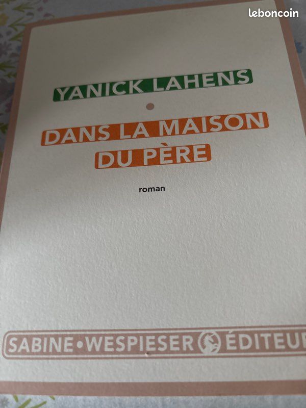 Dans La Maison du père (2025) (image 1)