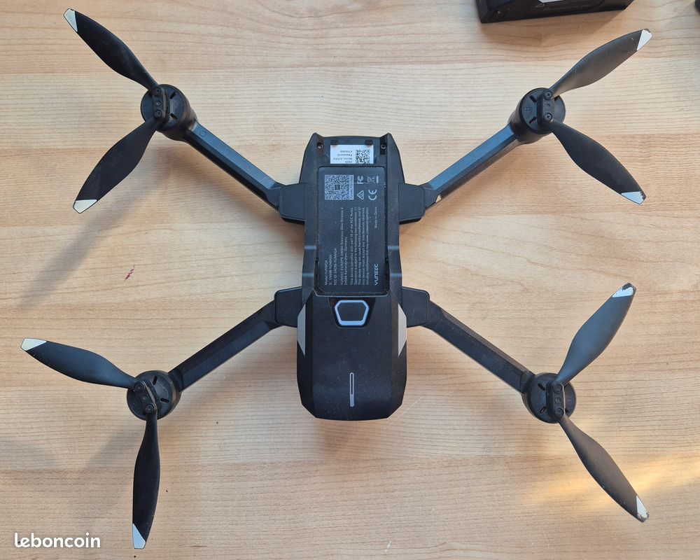 Drone Yuneec Mantis Q – Quasi neuf, caméra 4K Photo, audio vidéo