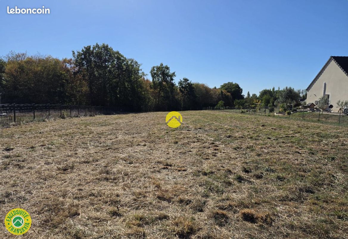 Terrain constructible · à La Guerche-sur-l'Aubois · 35 000 €