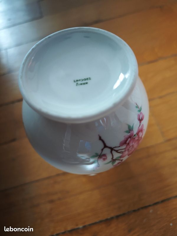 Joli vase porcelaine de Limoge (image 9)