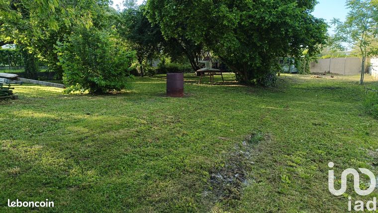 Terrain 700 m² Sens