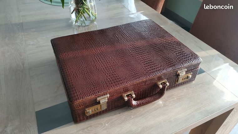 Mallette Vintage En Simili Cuir Crocodile - Marron Foncé/clair - Dimensions ~43.5x33x8.5 Cm - Occasion
