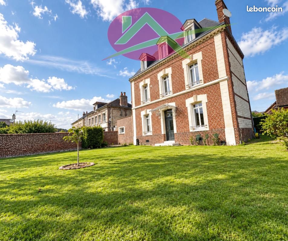 Maison 5 pièces 131 m² · à Saint-Aubin-lès-Elbeuf · 131 m² · 294 000 €